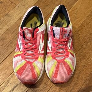 Brooks Launch 5 Running Shoes | Neon Pink & Yellow Lightweight Trainers